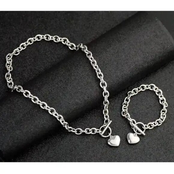 Heart Bracelet and Necklace set - Picture 1 of 7